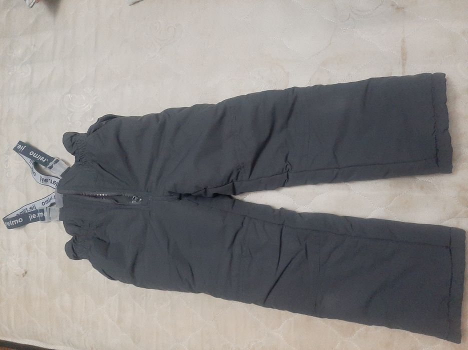 Продам детский комбенизон для девочки.