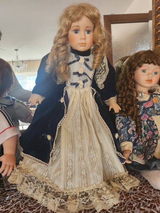 Порцеланова кукла