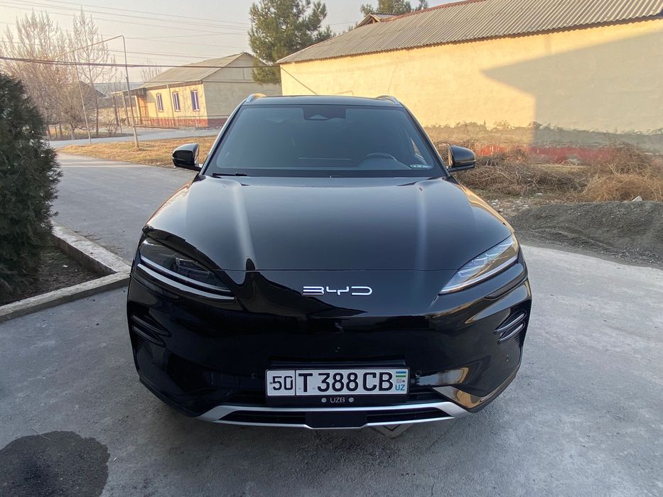 BYD Champion EV 605 km