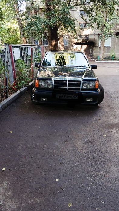 Мерседес бенз. В отличном состоянии
