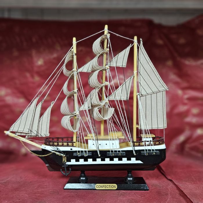 Корабль сувенир подарок