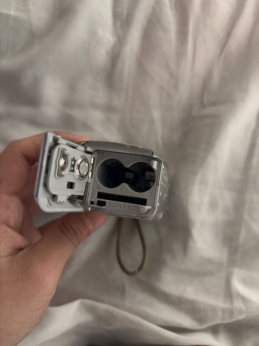 Срочно продам камеру Canon PC1226