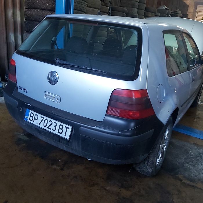 Фолксваген Голф 1.4 I     2001 г