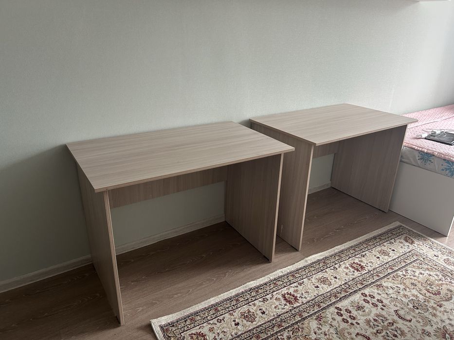Продам письменный стол