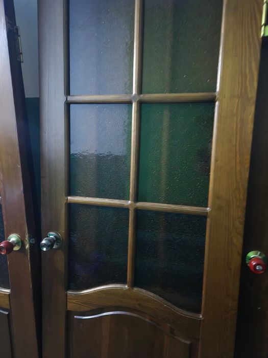 Продам межкомнатные двери