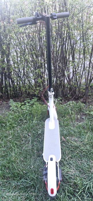 Продам самокат xiaomi m365