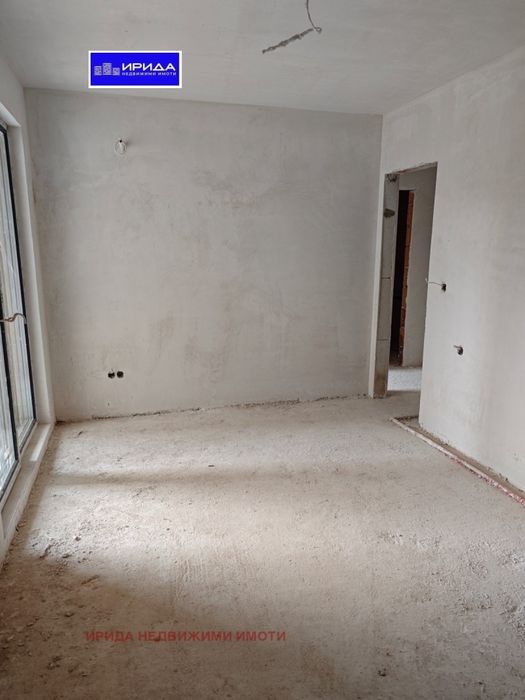 Продава се Тристаен апартамент в София, Център - 119 кв.м за 1297 €/кв.м - Снимка #4