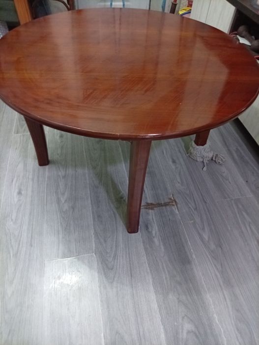 Продажа стола классика.