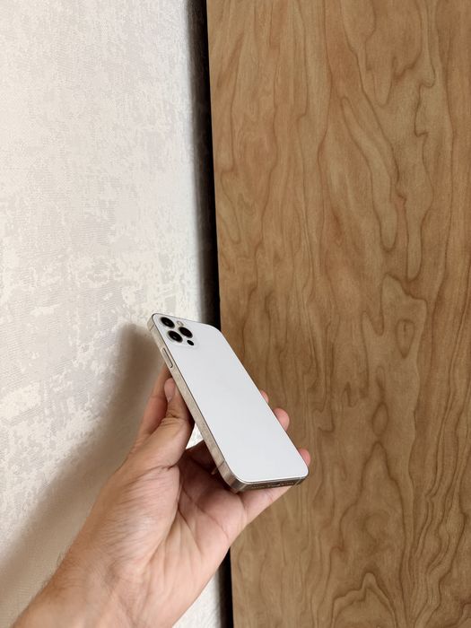 iPhone 12 Pro 128Gb - В отличном состоянии