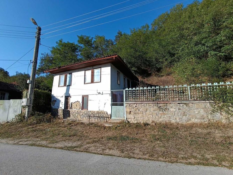 Продава се Къща в с. Беброво, Област Велико Търново - 40 кв.м за 230 €/кв.м - Снимка #10