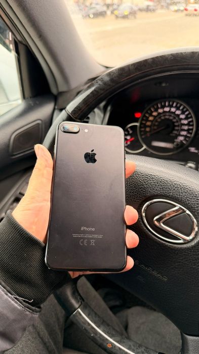 Продам Iphone 7 plus 32gb