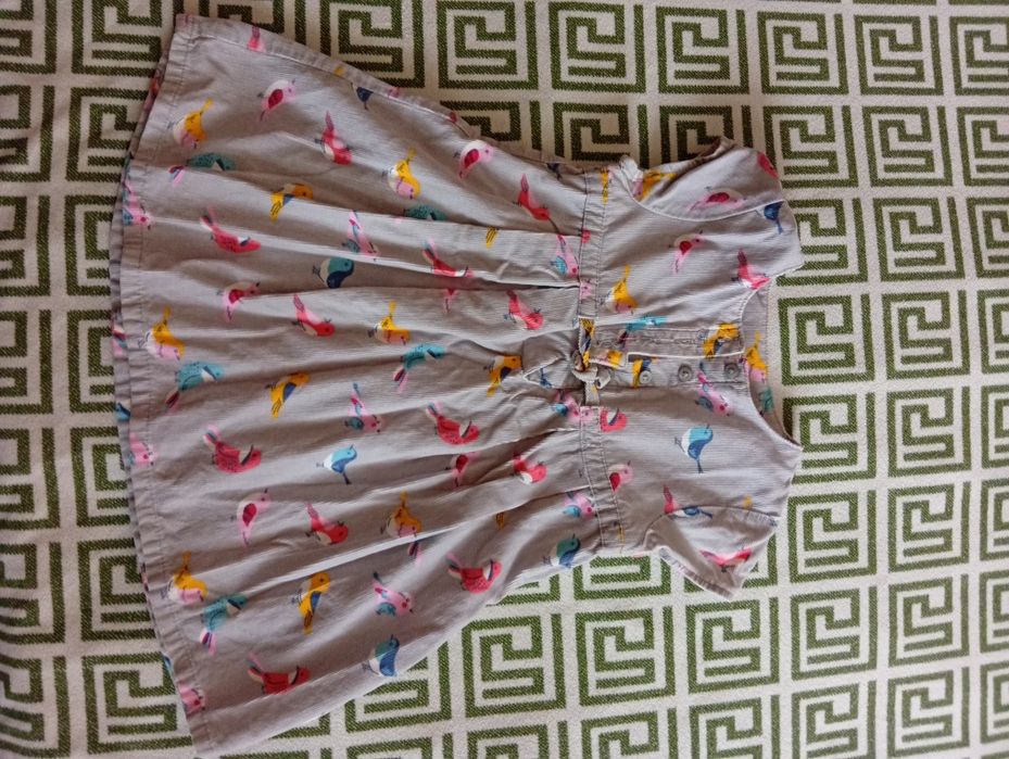 Продам платье и комплект для девочки