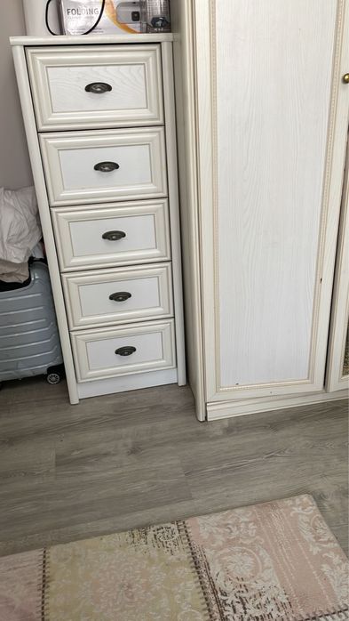 Срочно продам спальный гарнитур