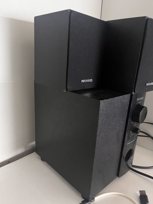 Колонки для компьютера Microlab
