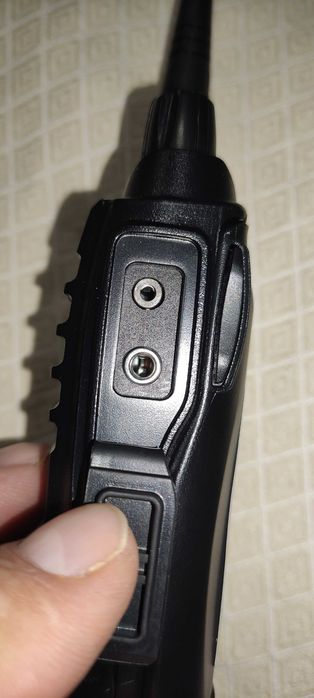 Радиостанция Baofeng UV-82 с мощност 8W, FM, DTMF, VOX