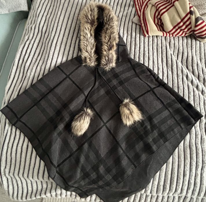 Pelerina vintage carouri tip cape poncho cu gluga si blanita ecologica