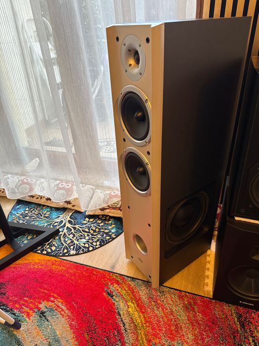 Boxe Jamo S718 bass puternic