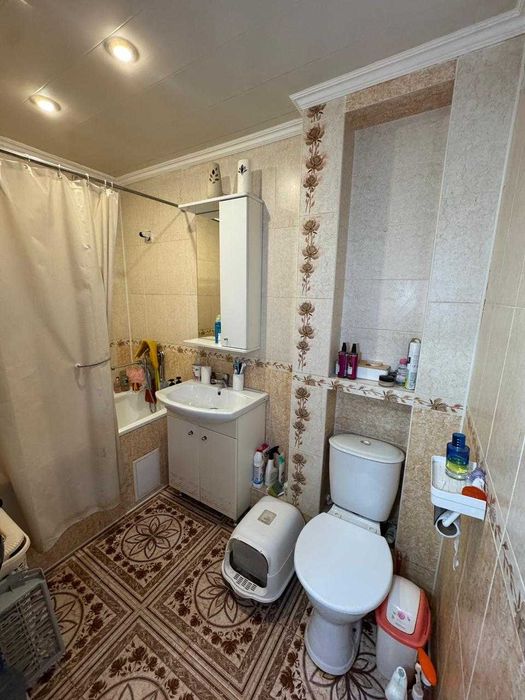 В продаже 2х комнатная, центр