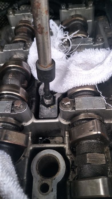 Ofer servicii de sudura. Extracție șuruburi rupte  sablare cu nisip