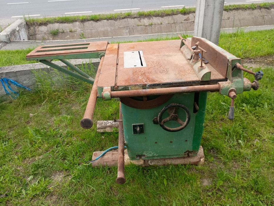 Circular multifuncțional