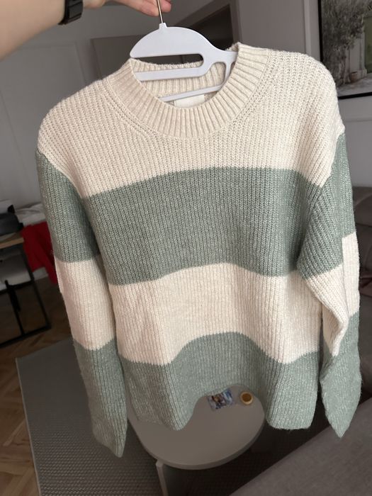 Pulover H&M nou cu eticheta