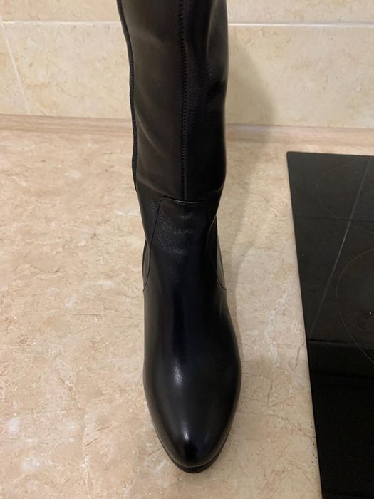 Продам демисезонные сапоги