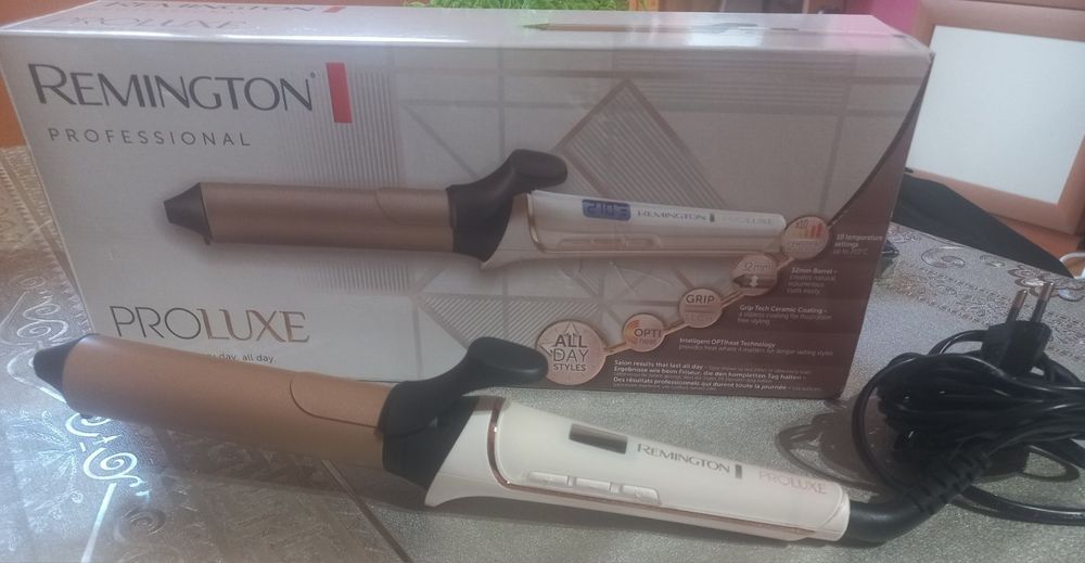 Маша в гаранция /преса/за къдрици