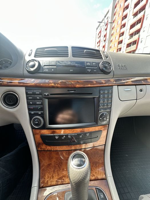 MERCEDES-BENZ E-Class 2008