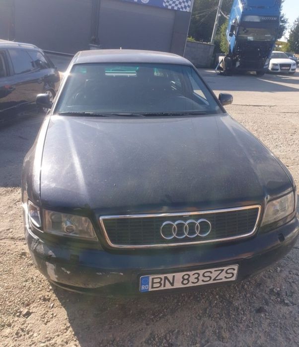Dezmembrez Audi A 8 2.5 tdi