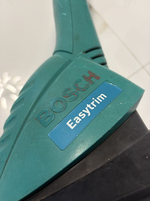 Trimmer electric BOSCH