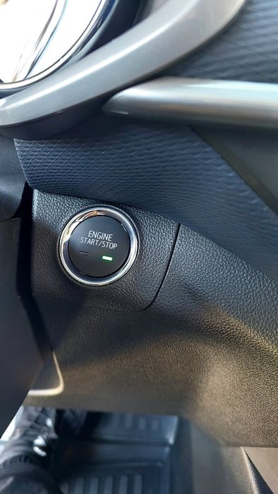 Шевролет Трекер 2023