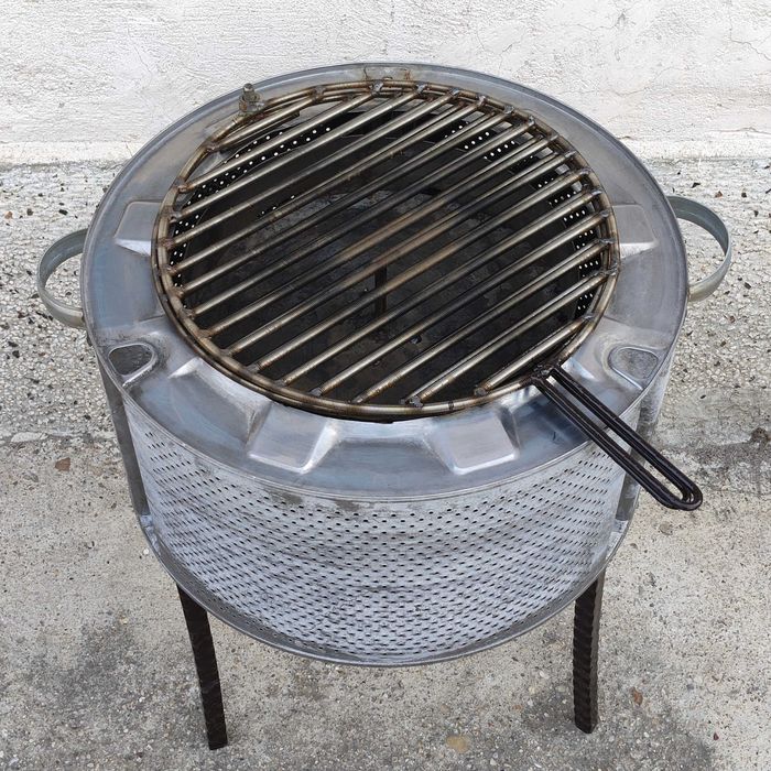 Барбекю направено от казан на пералня - неръждавейка