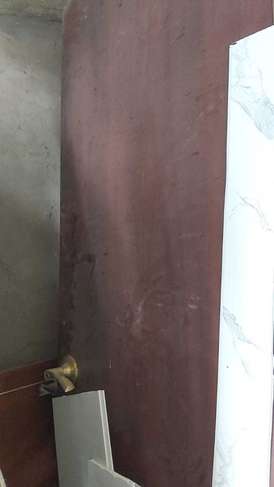 Двери межкомнатные б/у