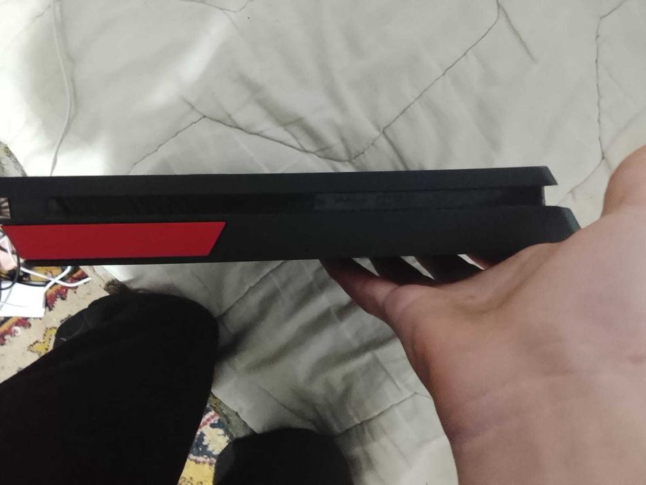 Ps 4 slim vanzare