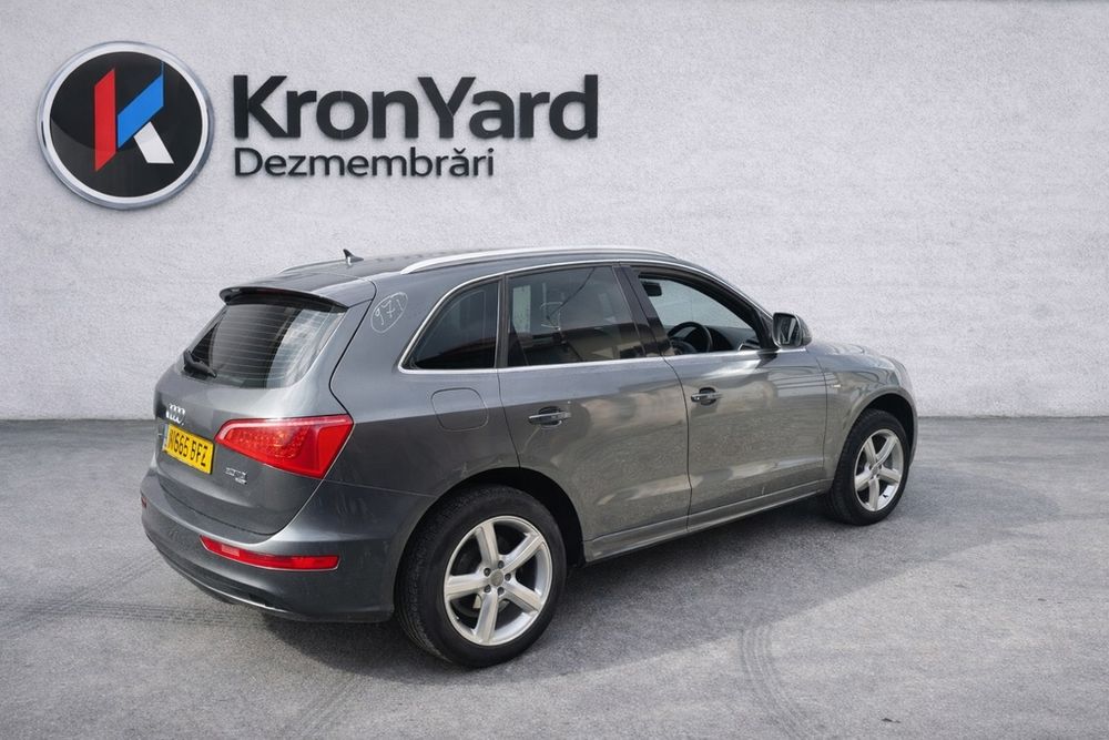 Dezmembrari dezmembrez  Audi Q5 2.0 TDI  2.0 TFSI  - CDNC CAHA CJCA