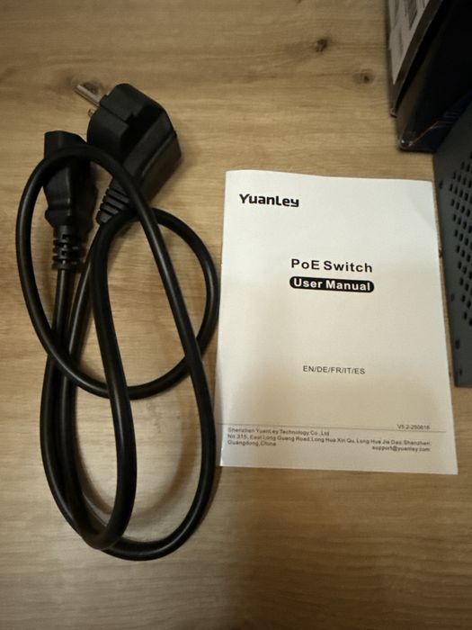 YuanLey YS2041G-P Switch PoE+ Gigabit 5 Porturi 4x PoE 78W 802.3af/at VLAN Ethernet LAN CCTV NVR Camere IP AP Resigilat Open Box