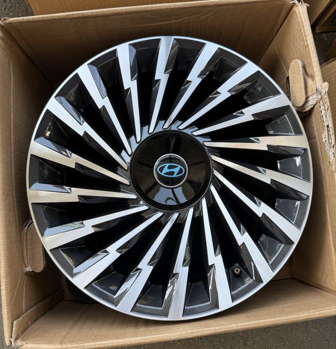 Диски оригинал хундай 4шт