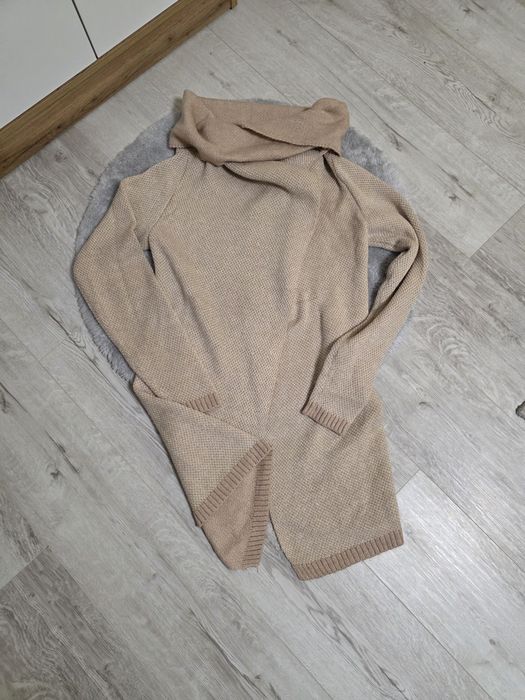 Дамска плетена жилетка