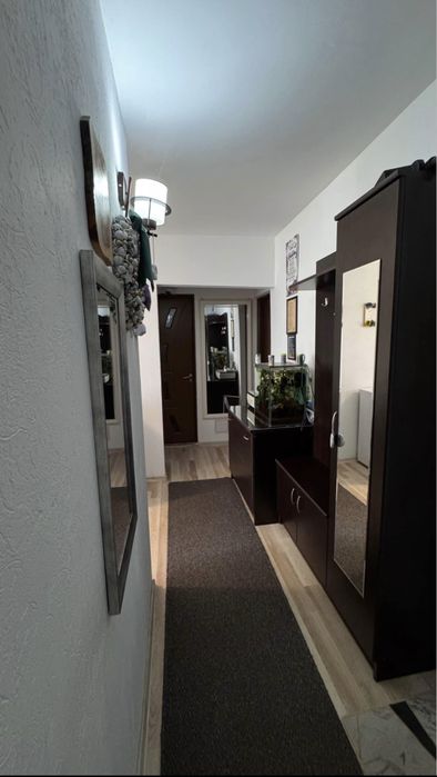 Se vinde apartament 2 camere, 56 mp, mobilat si complet utiliat