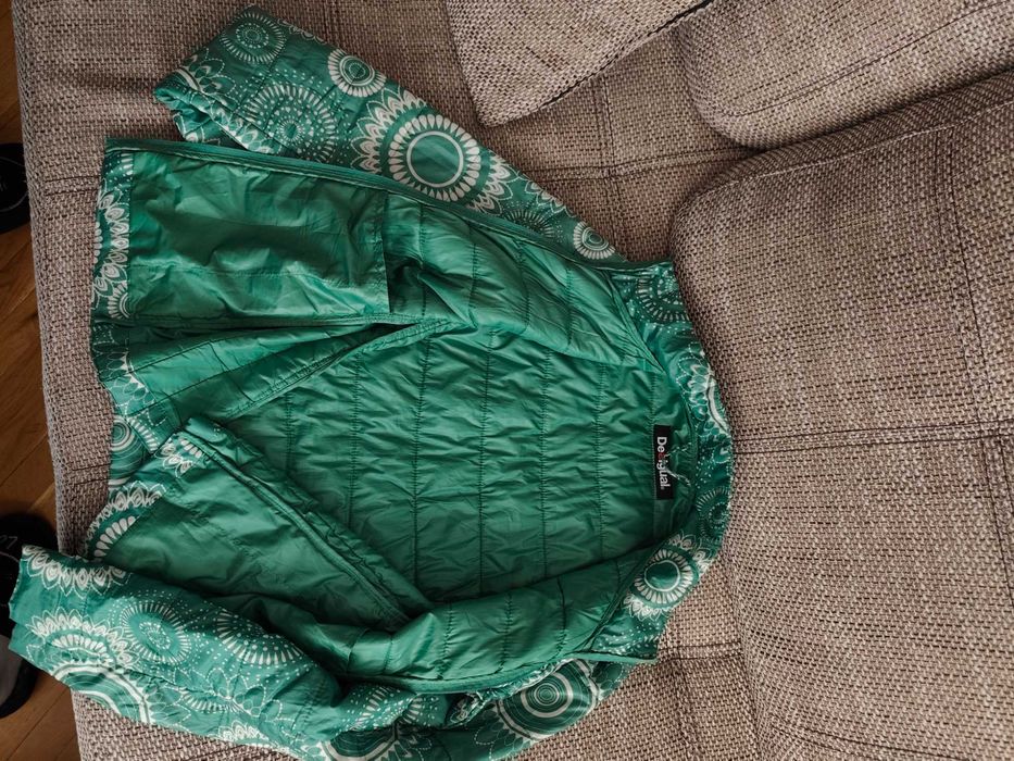 Пролетно яке Desigual