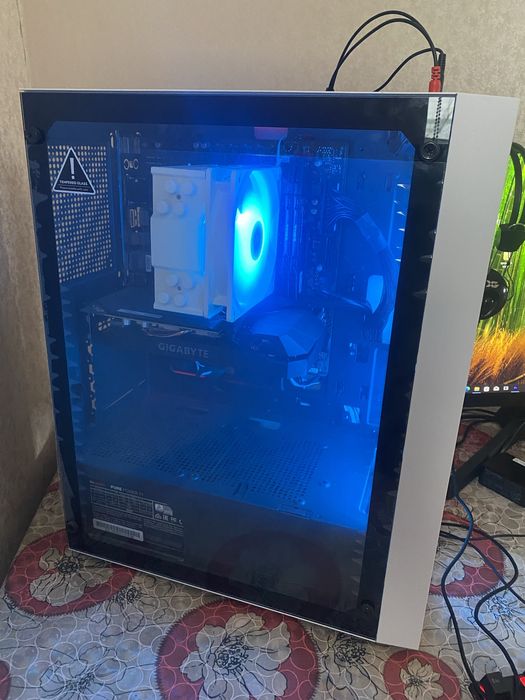 Продам компьютер в идельном состояний