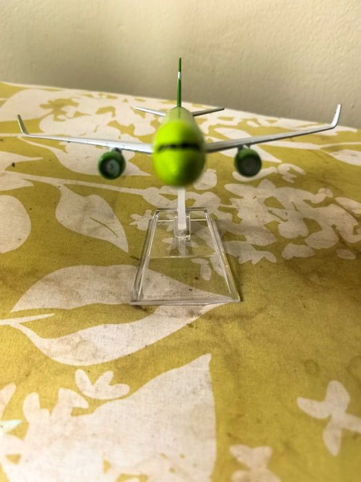 Модели на самолети 1:400