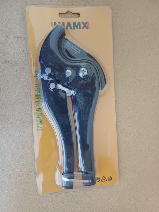 Пластик құбырларды кесетін қайшы