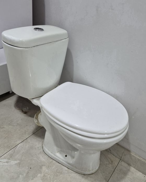 Unitaz sotiladi srochno
