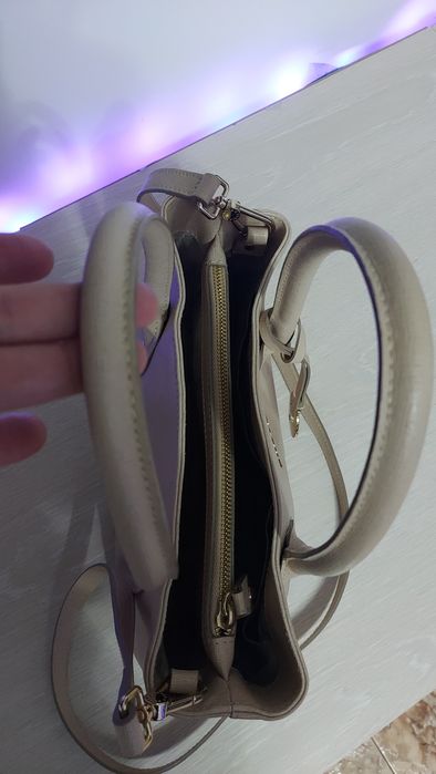 Geanta Furla bej