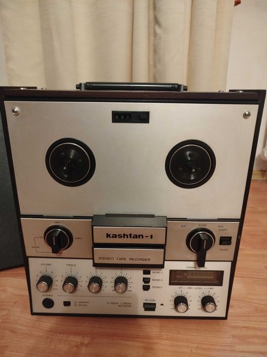 Magnetofon kasthan1