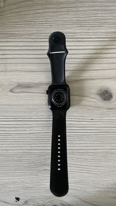 Продаю эпл вотч 8 серия