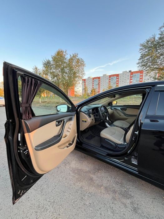 Срочно продам Hyundai Elantra