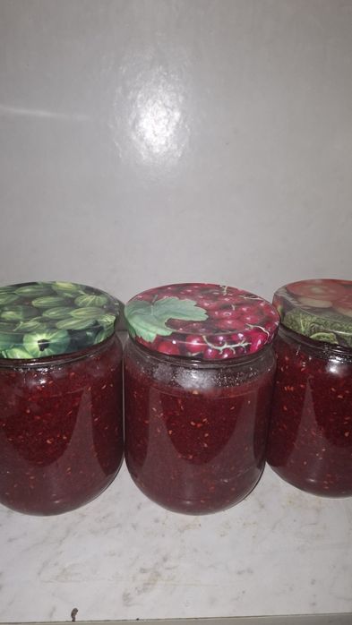 Огурцы  соленые  2л  1300 тн