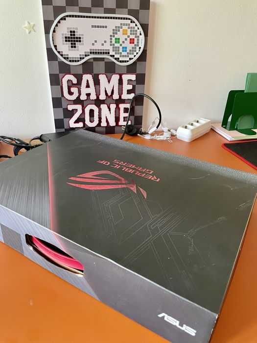 Asus ROG Strix G703